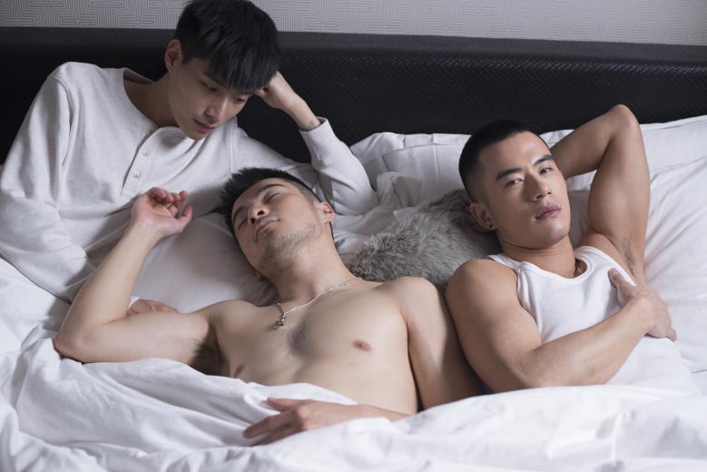 chinese gay bar sex